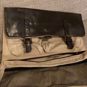 America Crew toiletries bag